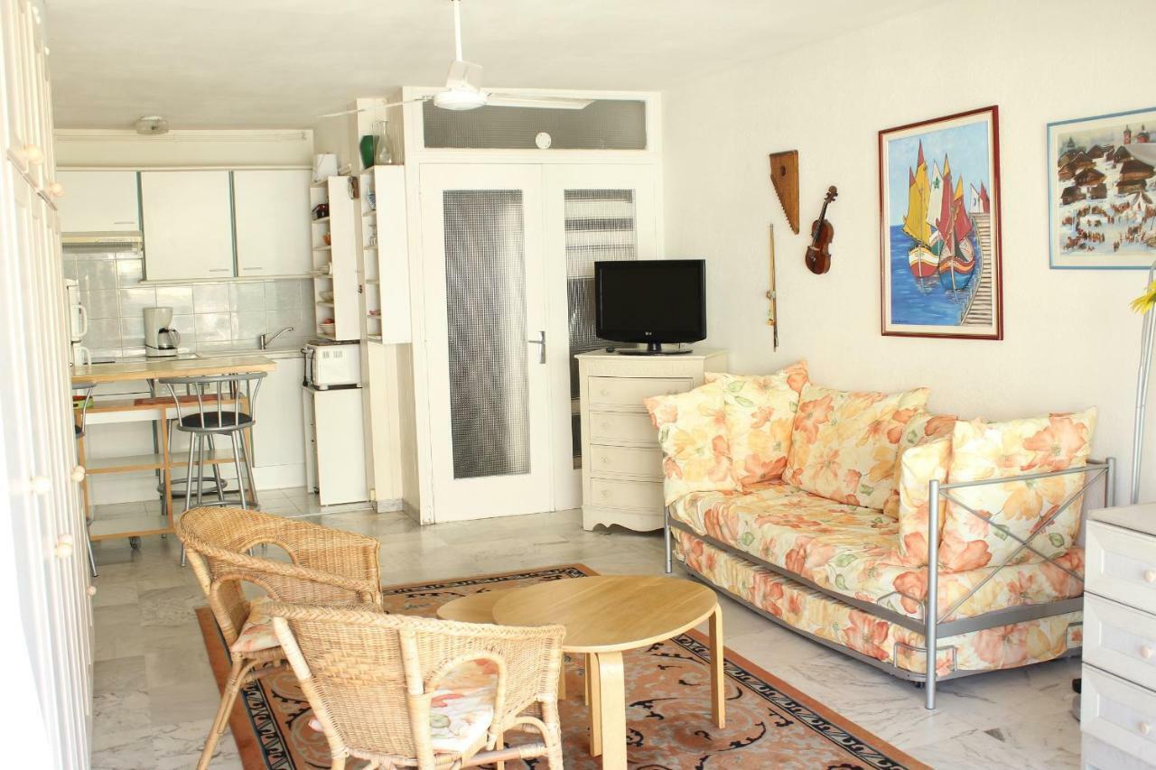 Studio Standing Bord De Mer Et Vue أنتيب المظهر الخارجي الصورة